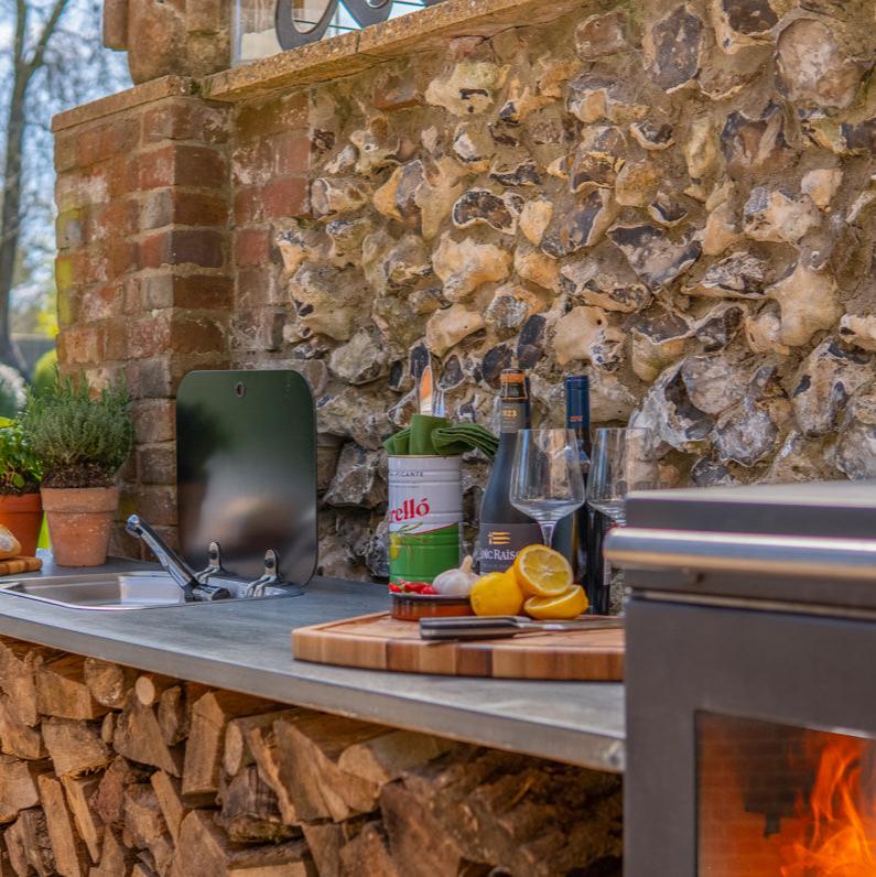 BBQube Outdoor Grill/Barbecue and Heater