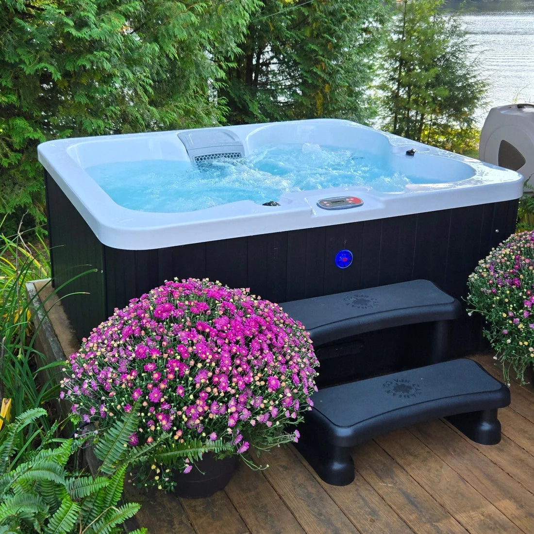 CanadianSpaManitobaAIPatioSpa4Person14Jet172x154cm