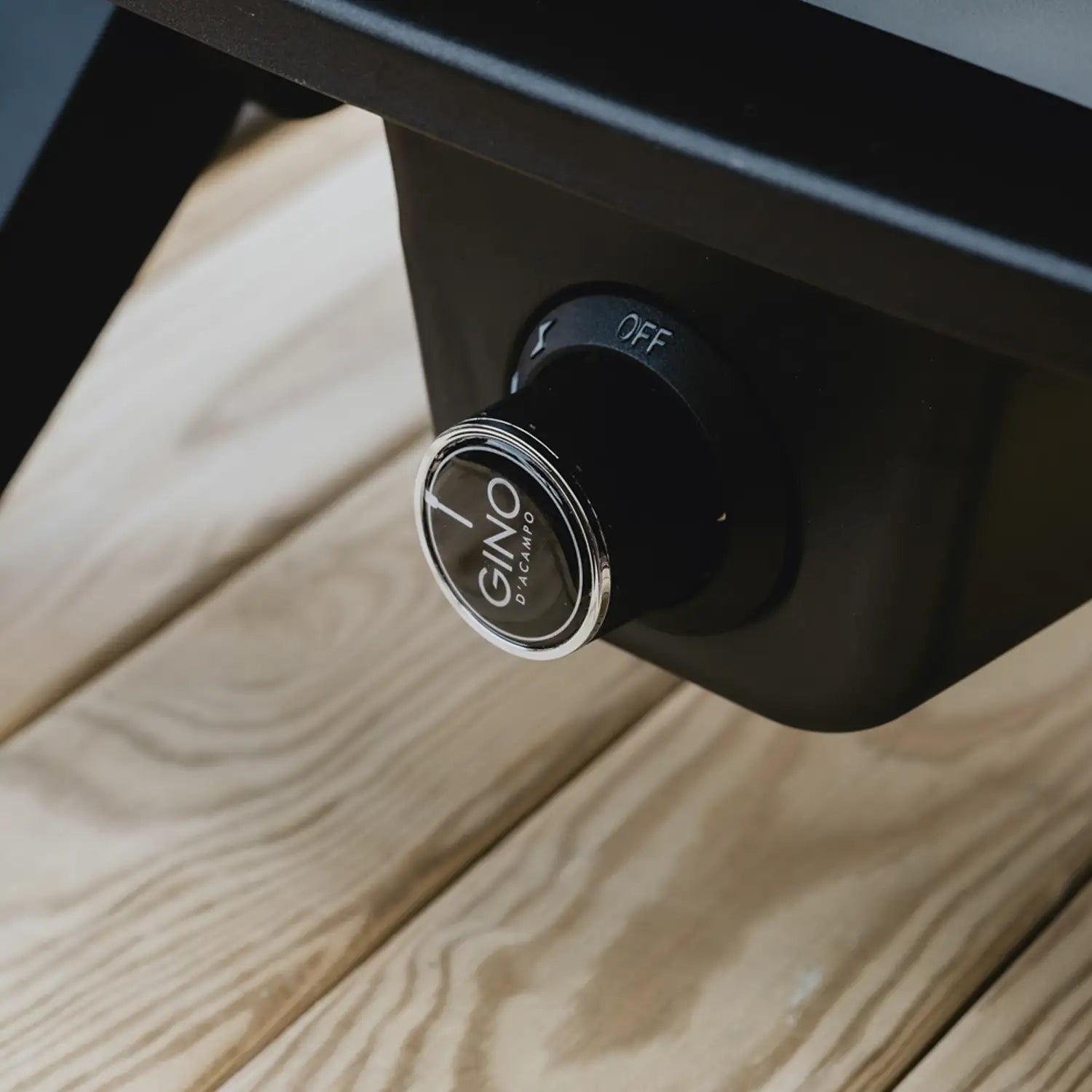 Gino D’Acampo Carbonio 14 Gas Fired Pizza Oven Carbon Fibre Effect - Luxury Equipment Online