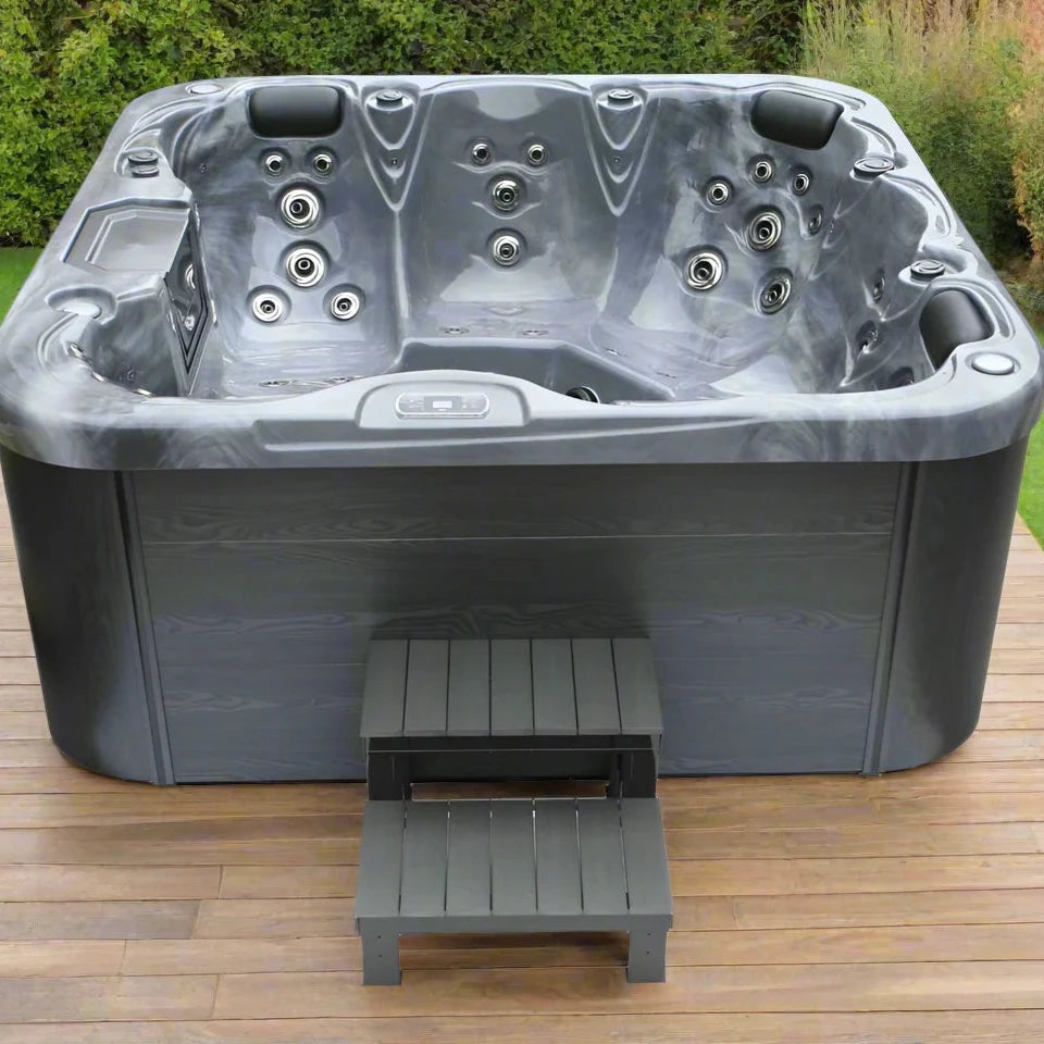 H2O Hottubs 4500 Series 32A Twin Pump