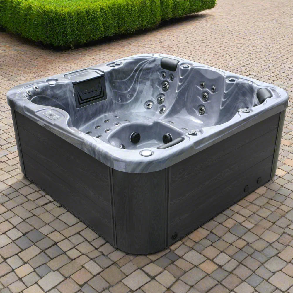 H2O Hottubs 4500 Series 32A Twin Pump