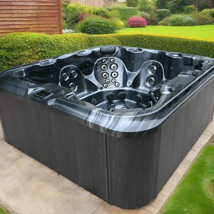 H2O Hottubs 7000 Series 32A Twin Pump