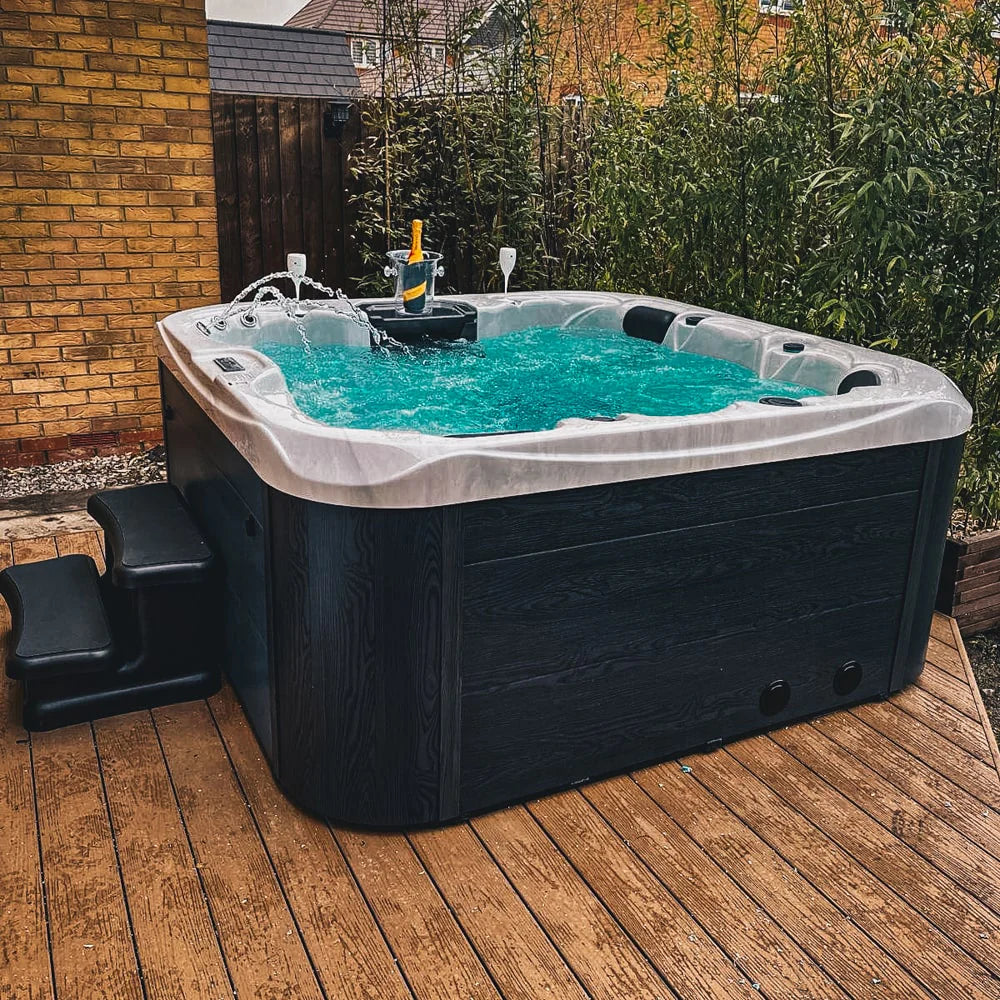 H2O Hottubs Retreat Plus Series 13A Plug & Play