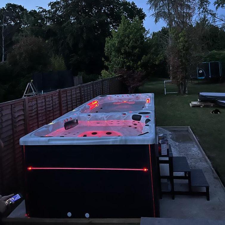 H2O Hottubs Vesta 5.8m Swim Spa