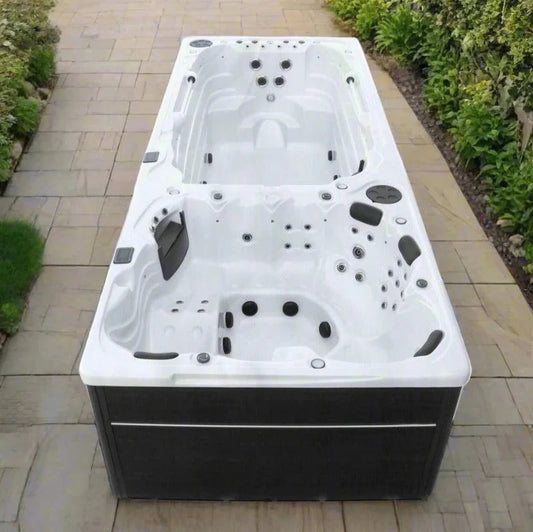 H2O Hottubs Vesta 5.8m Swim Spa