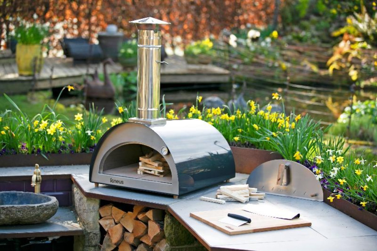 Igneus Classico Wood Fired Pizza Oven