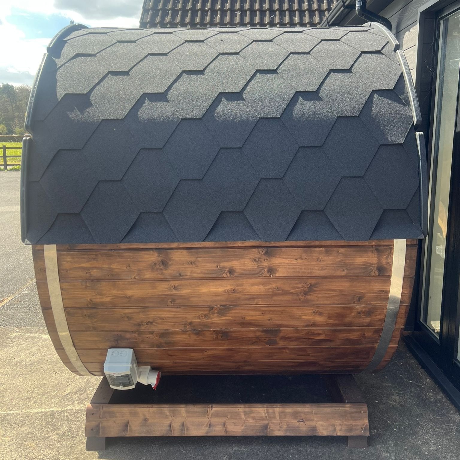 LEO-Sunny Hottubs Terrace Sauna 160