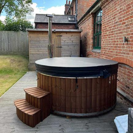 LEOSunnyHottubsThermowoodFibreglassHottub5Person