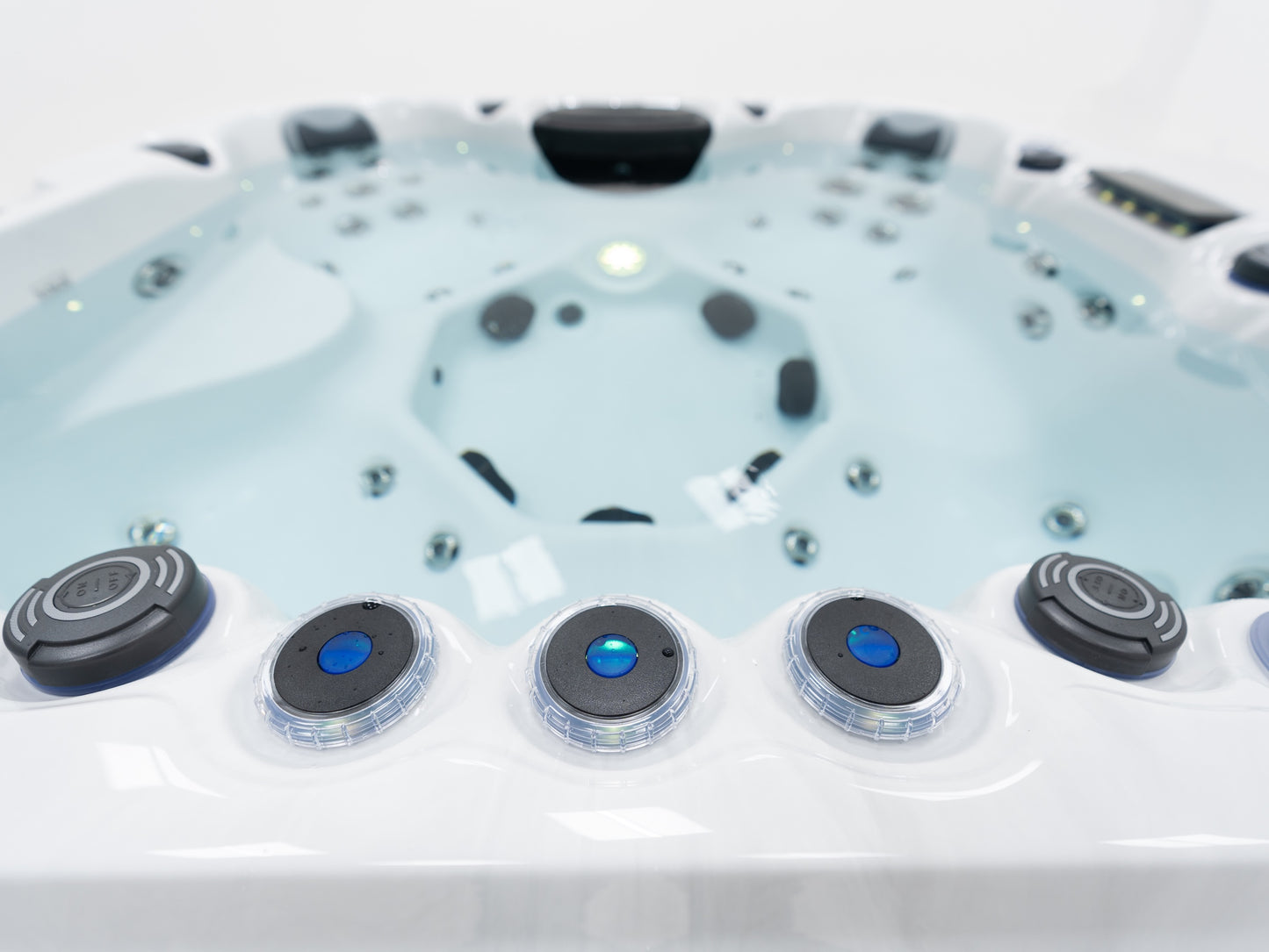 Superior Wellness 7 Person Hot Tub OR5907 32AMP