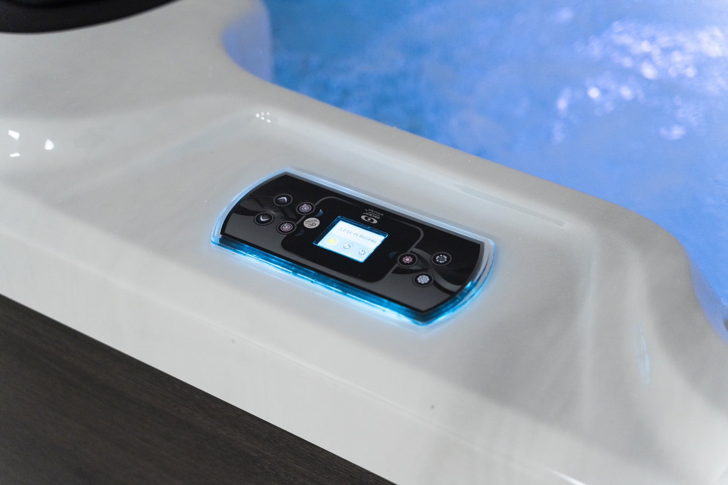 Superior Wellness 5 Person Hot Tub OR7915 32AMP