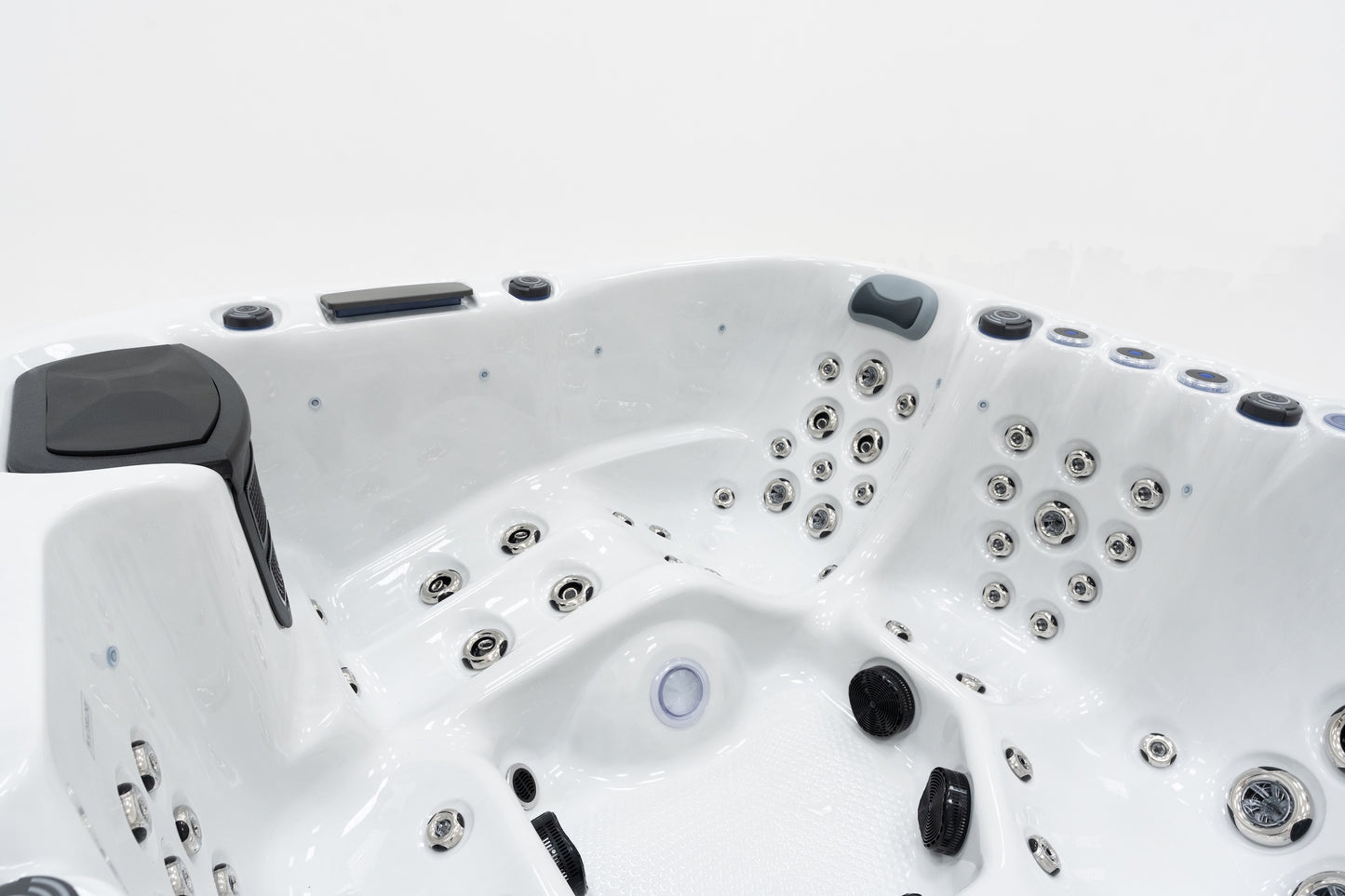 Superior Wellness 5 Person Hot Tub OR7915 32AMP