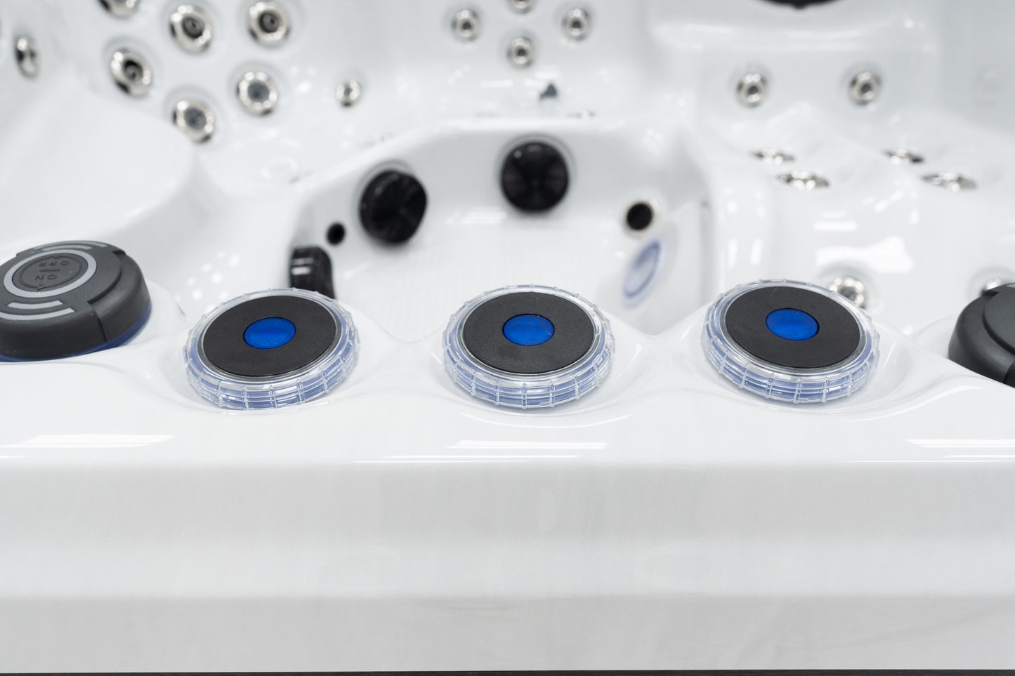 Superior Wellness 5 Person Hot Tub OR7915 32AMP