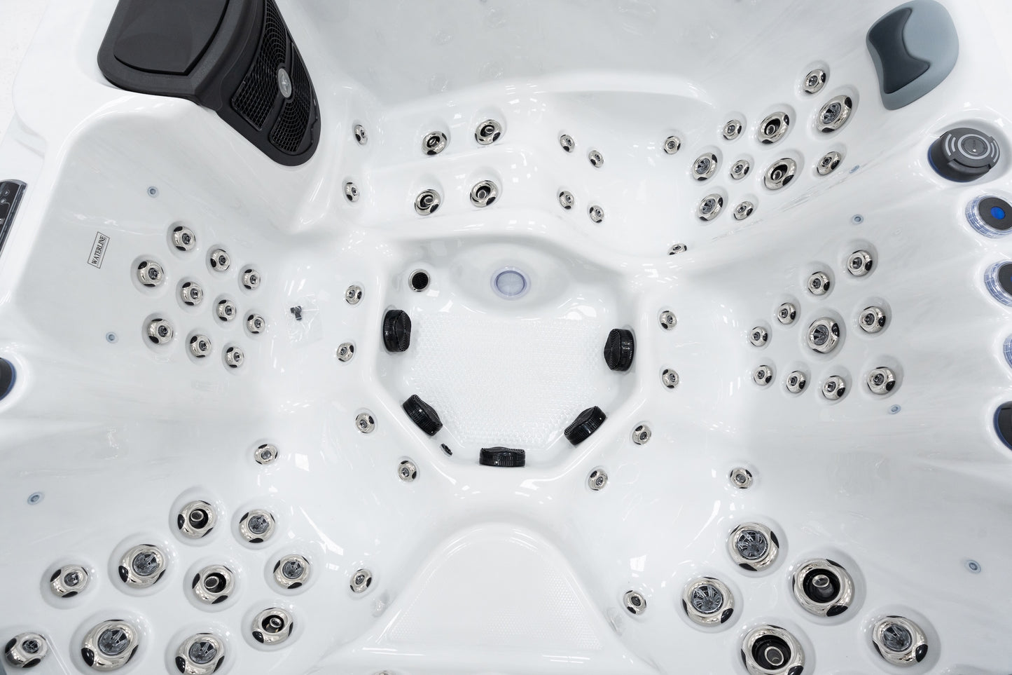 Superior Wellness 5 Person Hot Tub OR7915 32AMP
