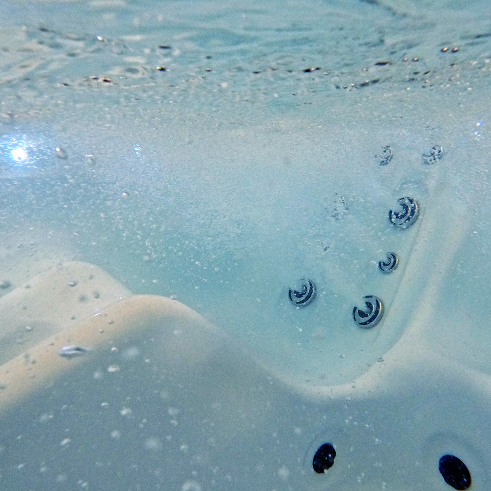 ORCA LEISURE SUNBORO X 13A 6 Person Hot tub