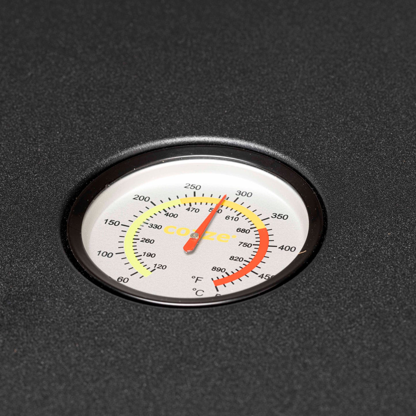 Cozze G-500 plancha with lid and 2 gas burners meter