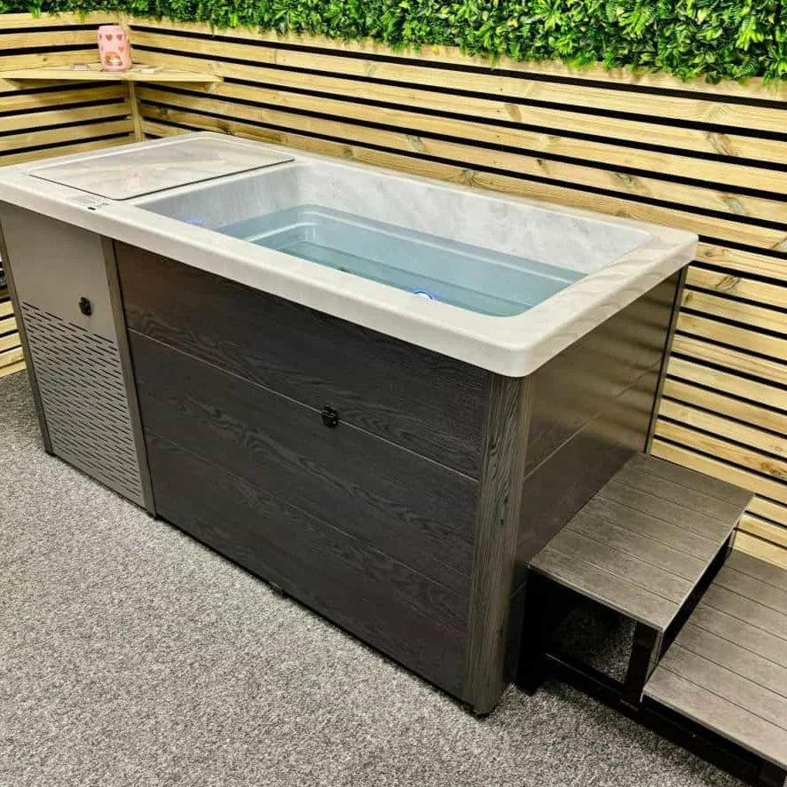 H2O Hottubs Chillax Ice Bath & Chill Tub 13A Plug & Play