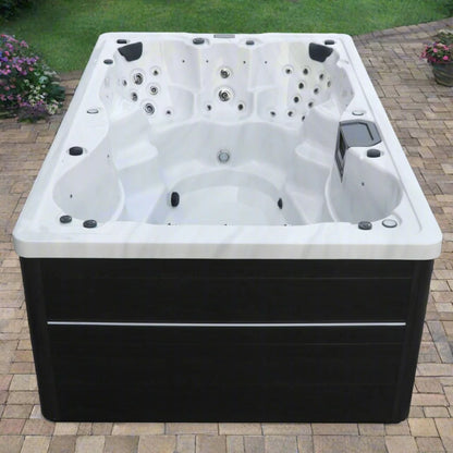 H2O Hottubs Neptune Swim Spa
