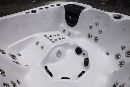 Superior Wellness 6 Person Hot Tub OR5915 32AMP