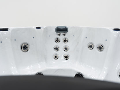 Superior Wellness 5 Person Hot Tub OR2723 13AMP
