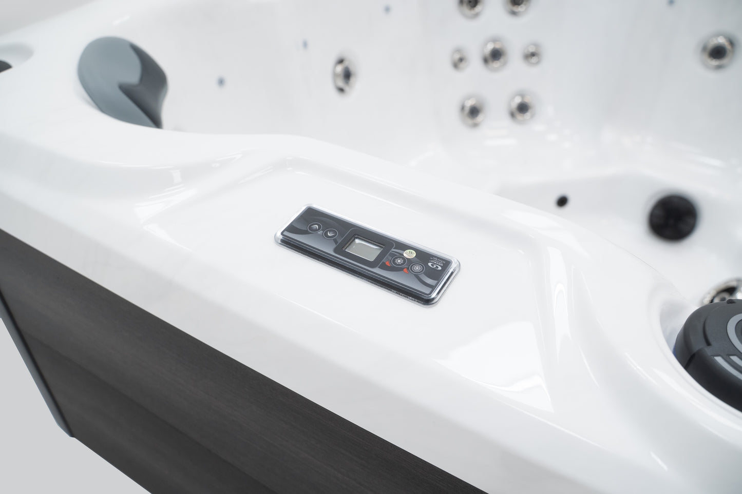 Superior Wellness 6 Person Hot Tub OR2815 13AMP