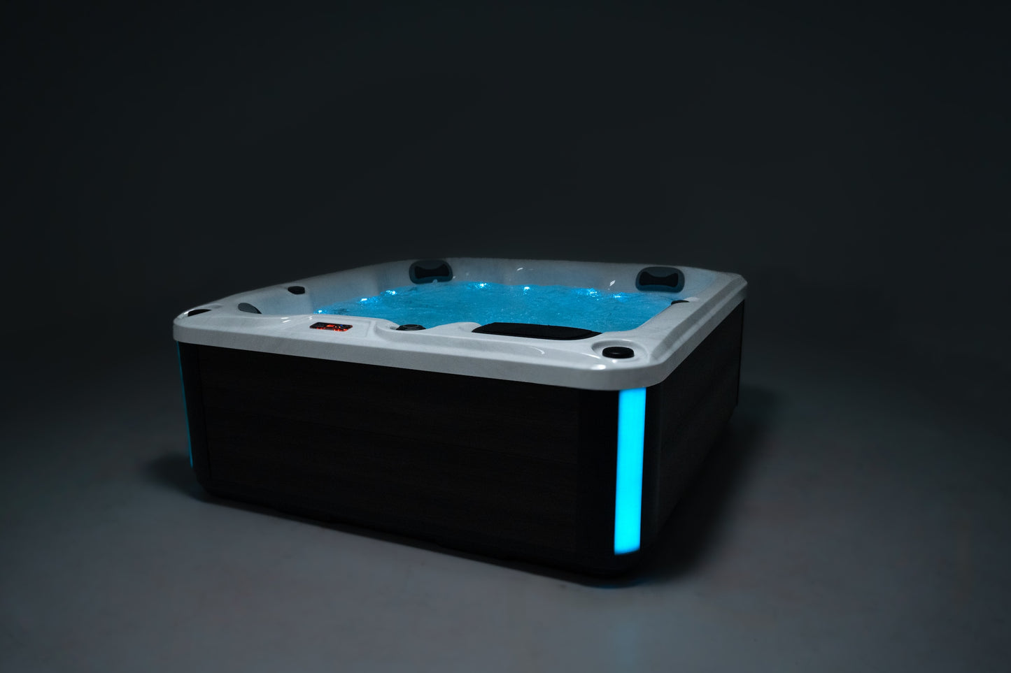 Superior Wellness 6 Person Hot Tub OR2815 13AMP