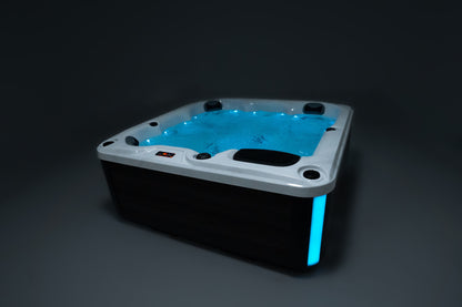 Superior Wellness 6 Person Hot Tub OR2815 13AMP