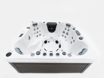 Superior Wellness 7 Person Hot Tub OR5907 32AMP