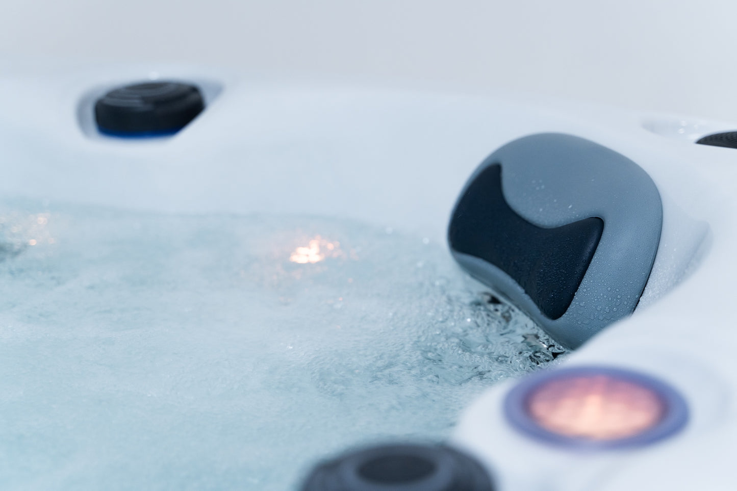 Superior Wellness 5 Person Hot Tub OR7915 32AMP